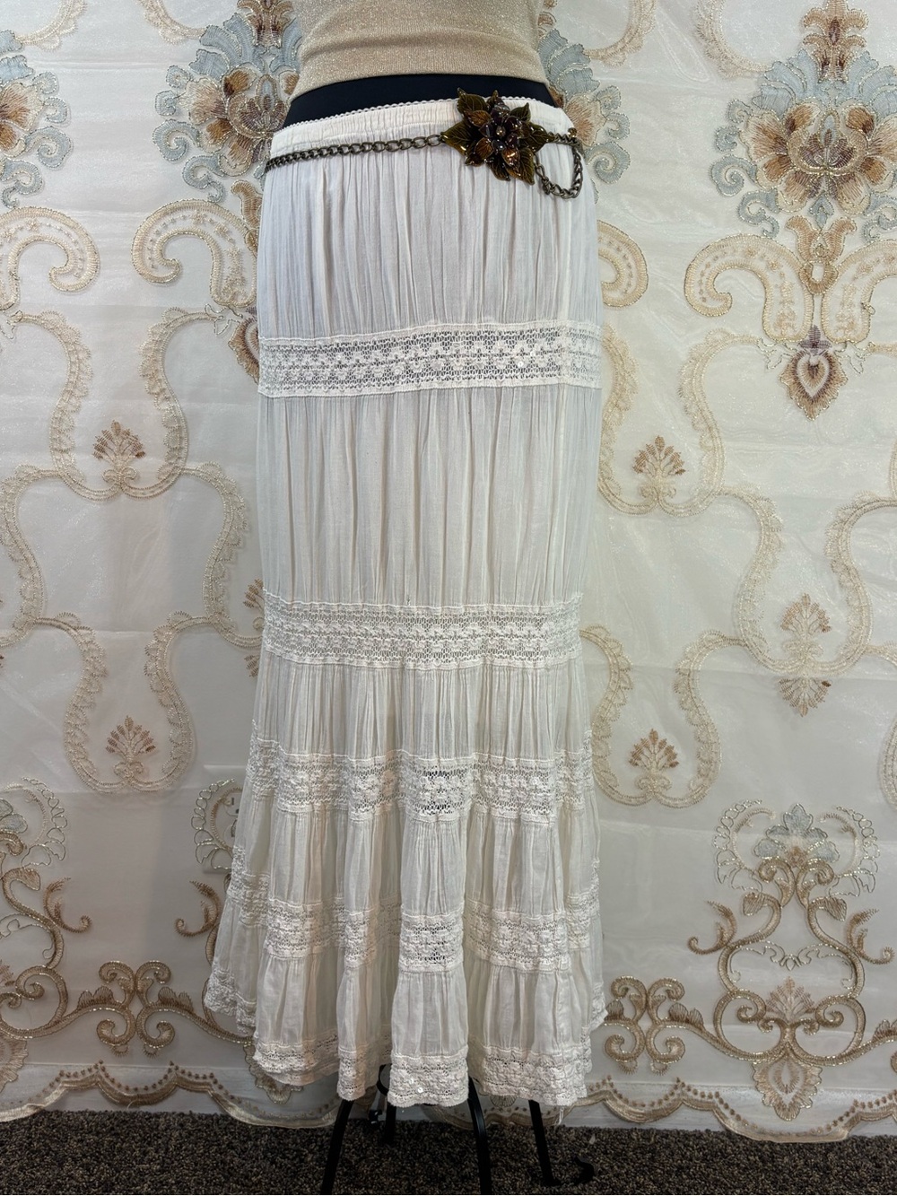 ✨Vintage Y2K Bohemian Ivory Cotton Coquette Lace & Sequins Tiered Maxi Skirt✨